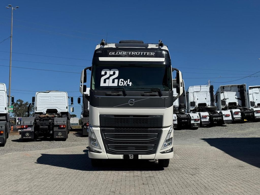 VOLVO FH 540 – 6×4 de TB Trucks Caminhões no Paraná
