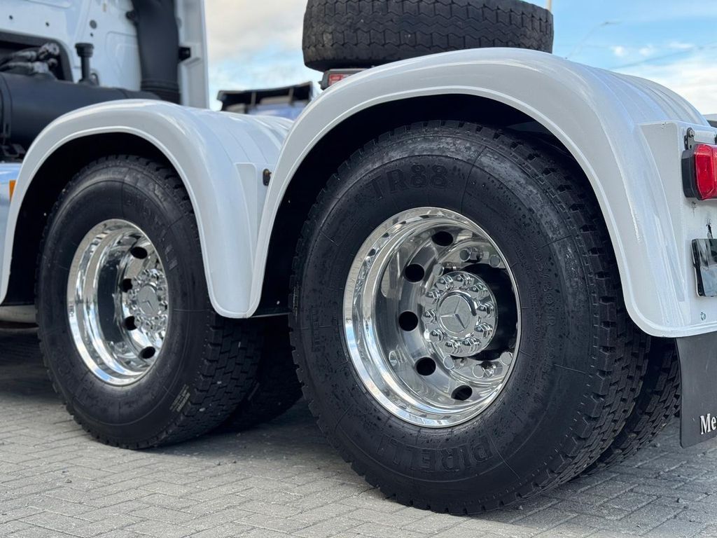 MERCEDES-BENZ Actros 2651 – 6×4 – C/ Retarder de TB Trucks Caminhões no Paraná