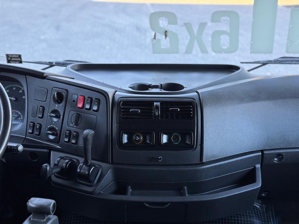 MERCEDES-BENZ Axor 2544 – 6×2 de TB Trucks Caminhões no Paraná