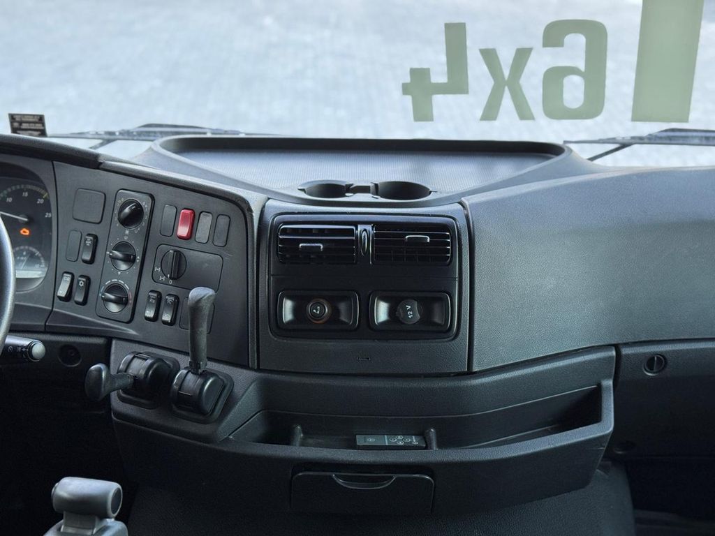 MERCEDES-BENZ Axor 2644 – 6×4 de TB Trucks Caminhões no Paraná