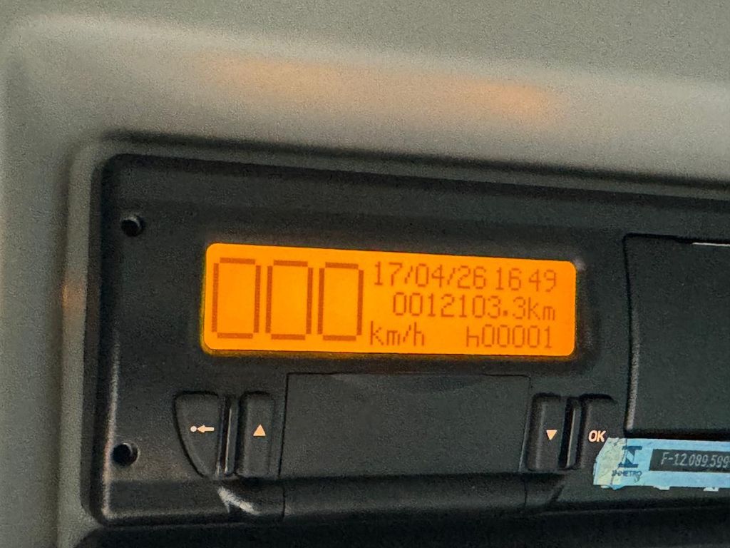 VOLVO VMX 290 – 6×4 de TB Trucks Caminhões no Paraná