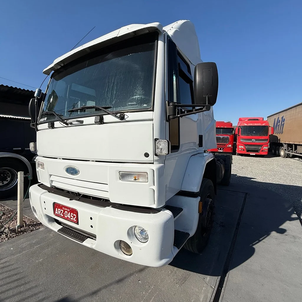 Caminhão FORD CARGO 4532 Cavalo Mecânico ANO 2009 de M&S Caminhões no Paraná