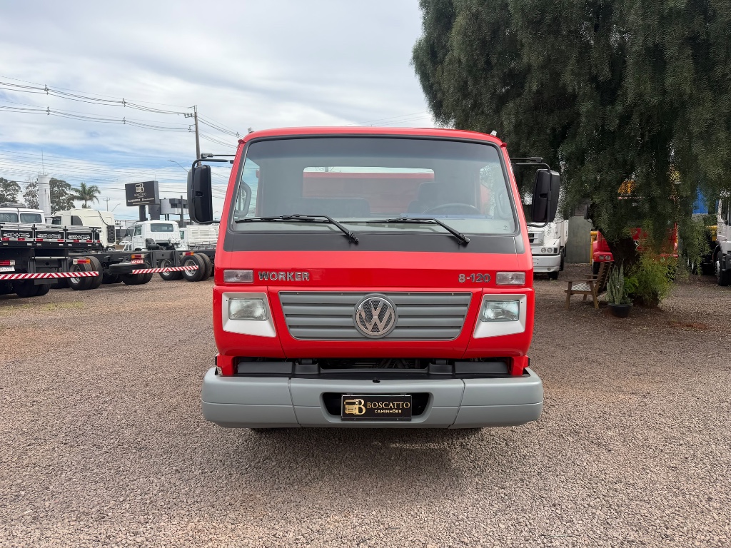 Caminhão VOLKSWAGEN VW 8120 Caçamba Basculante ANO 2007 de Boscatto Caminhões no Paraná