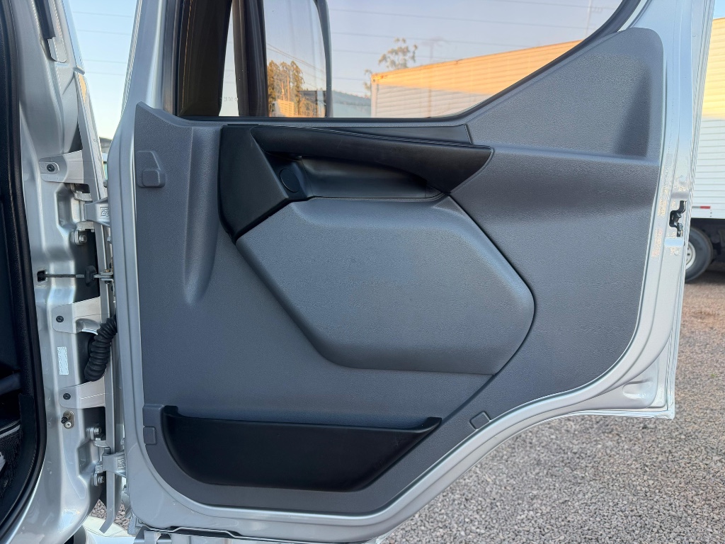 Caminhão VOLVO VM 270 Chassis ANO 2021 de Boscatto Caminhões no Paraná