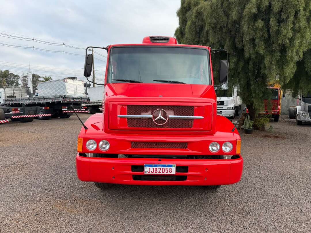 Caminhão MERCEDES BENZ MB 1620 Caçamba Basculante ANO 2004 de Boscatto Caminhões no Paraná