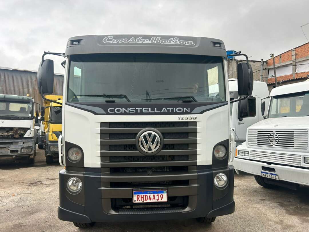 Caminhão VOLKSWAGEN VW 17330 Chassis ANO 2022 de Barella Caminhões em São Paulo