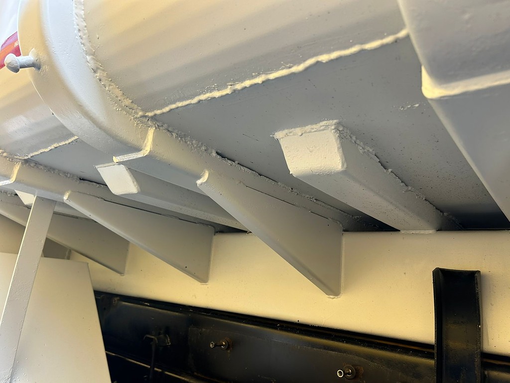 Caminhão FORD CARGO 3031 Caçamba Basculante ANO 2013 de Barella Caminhões em São Paulo