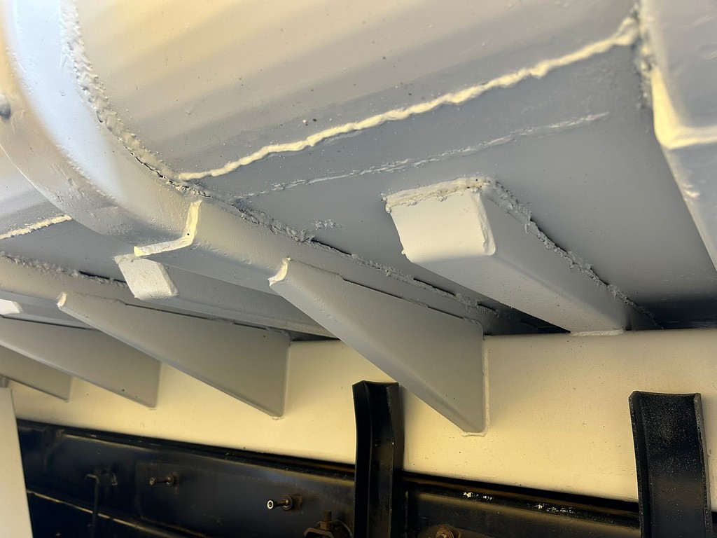 Caminhão FORD CARGO 3031 Caçamba Basculante ANO 2013 de Barella Caminhões em São Paulo