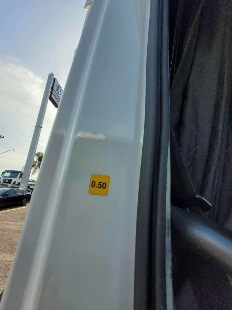 Caminhão MERCEDES BENZ MB 2426 Chassis ANO 2014 de Pátio 43 no Paraná
