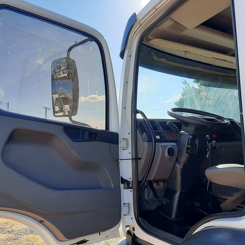 Caminhão VOLKSWAGEN VW 24280 Chassis ANO 2014 de MegaTruck MS no Mato Grosso do Sul