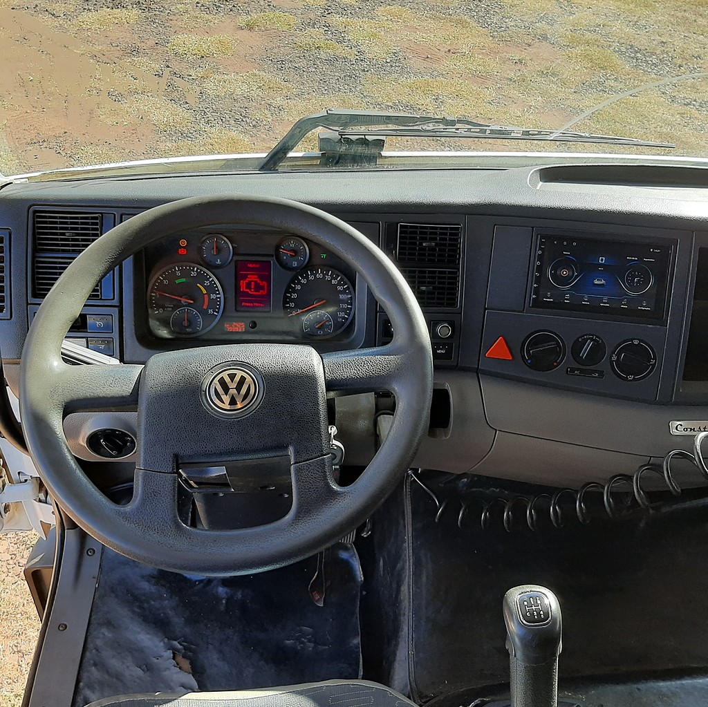 Caminhão VOLKSWAGEN VW 24280 Chassis ANO 2014 de MegaTruck MS no Mato Grosso do Sul