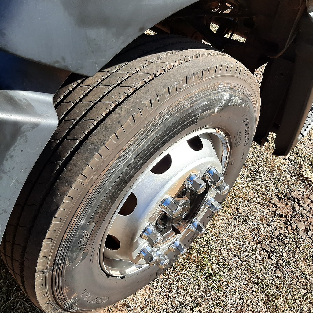 Caminhão VOLKSWAGEN VW 24280 Chassis ANO 2014 de MegaTruck MS no Mato Grosso do Sul