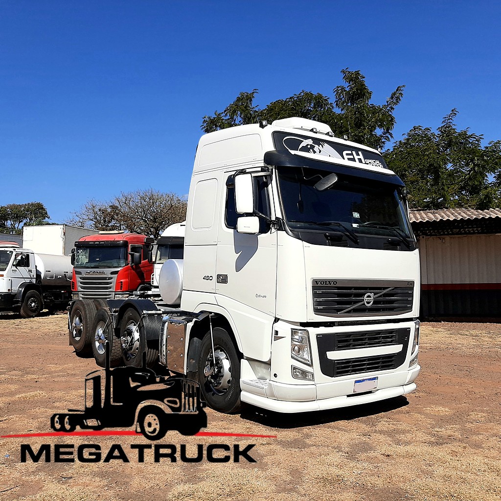 Caminhão VOLVO FH 460 Aves Vivas ANO 2014 de MegaTruck MS no Mato Grosso do Sul