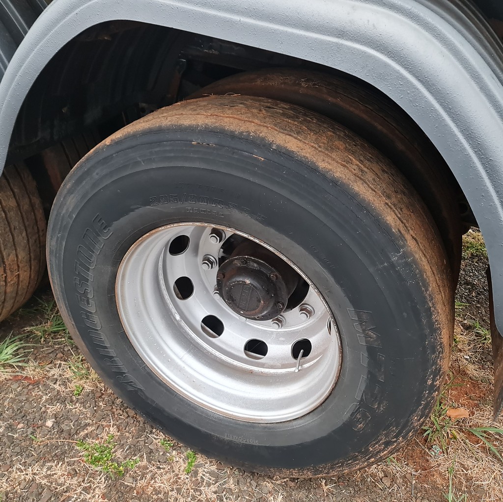 Carreta SEMI-REBOQUE CACAMBA Noma ANO 2011 3 Eixos de MegaTruck MS no Mato Grosso do Sul