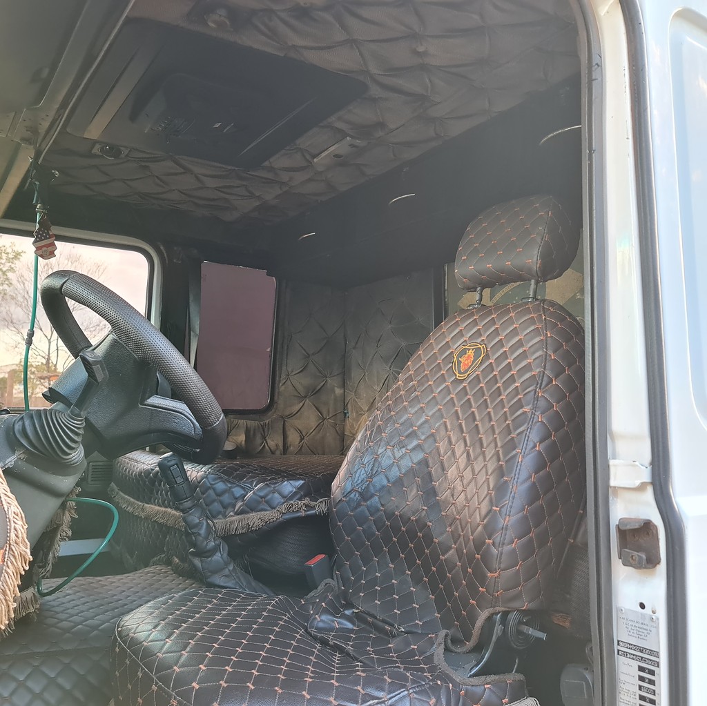 Caminhão SCANIA 113 360 Cavalo Mecânico ANO 1996 de MegaTruck MS no Mato Grosso do Sul