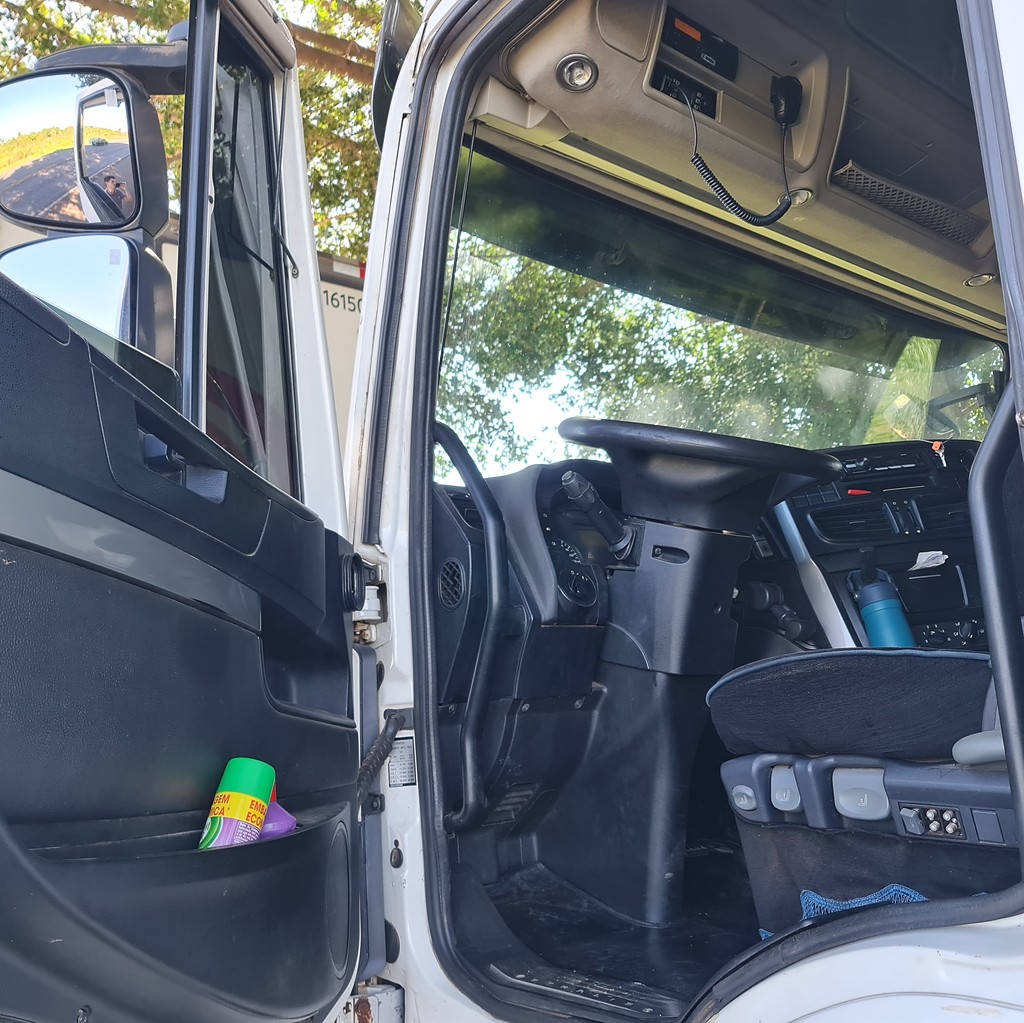 Caminhão IVECO STRALIS 560 Baú Refrigerado ANO 2018 de MegaTruck MS no Mato Grosso do Sul