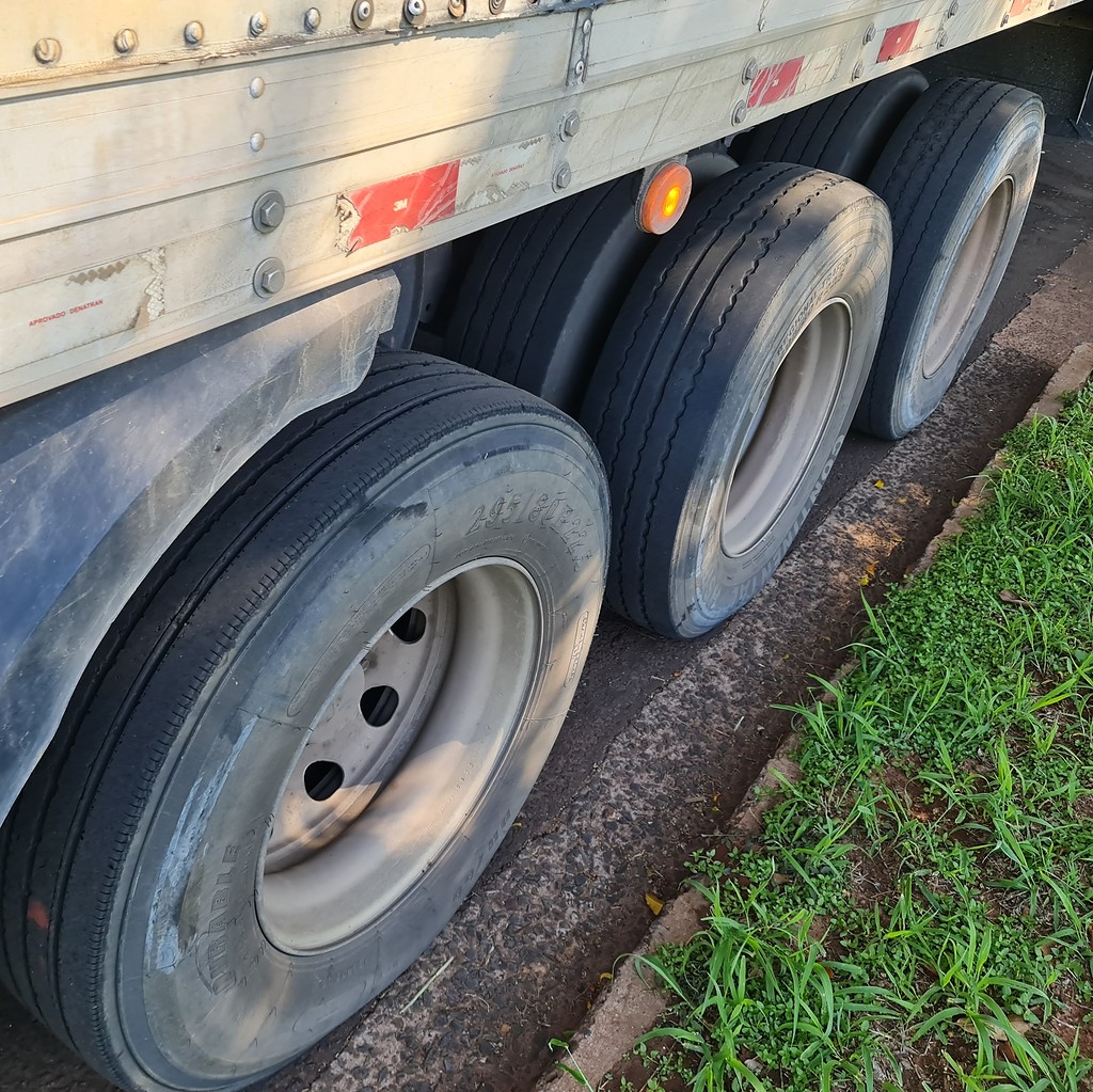Caminhão IVECO STRALIS 560 Baú Refrigerado ANO 2018 de MegaTruck MS no Mato Grosso do Sul