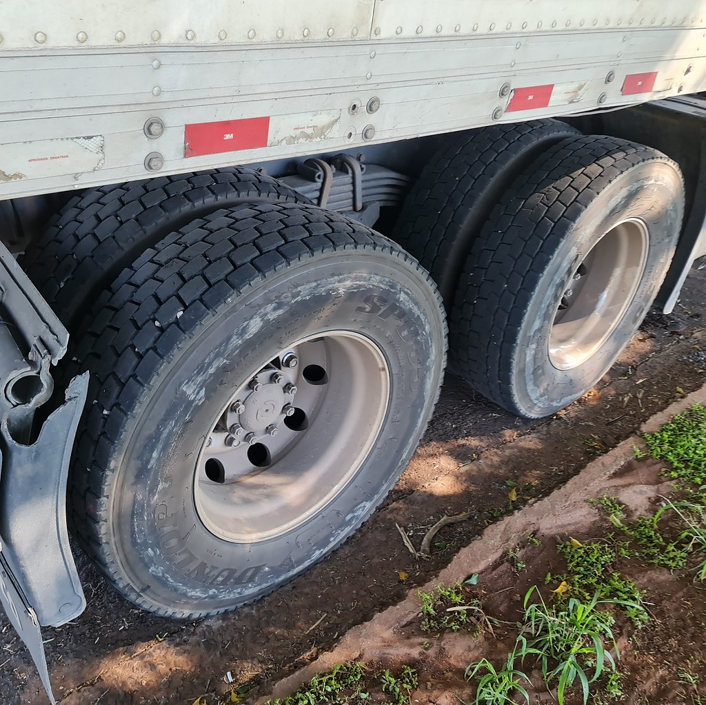 Caminhão IVECO STRALIS 560 Baú Refrigerado ANO 2018 de MegaTruck MS no Mato Grosso do Sul