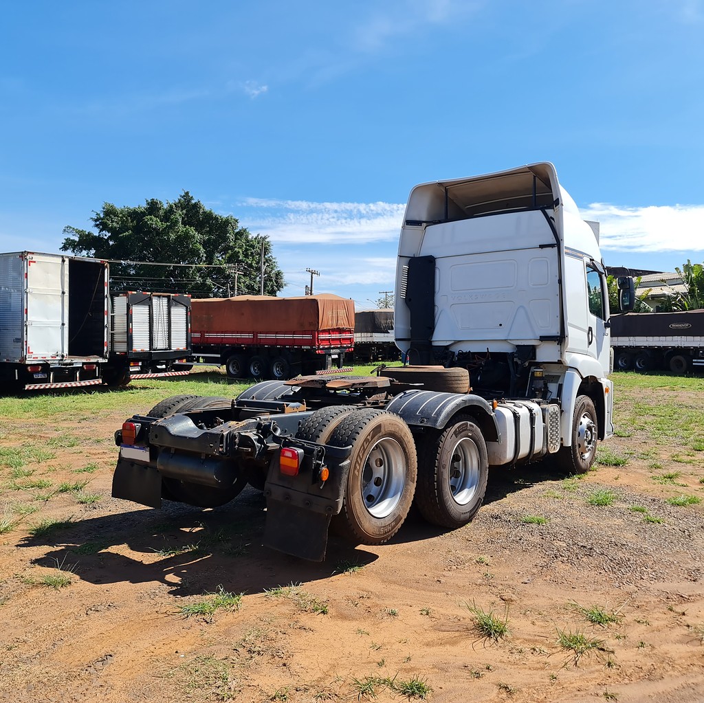 Caminhão VOLKSWAGEN VW 25420 Cavalo Mecânico ANO 2018 de MegaTruck MS no Mato Grosso do Sul