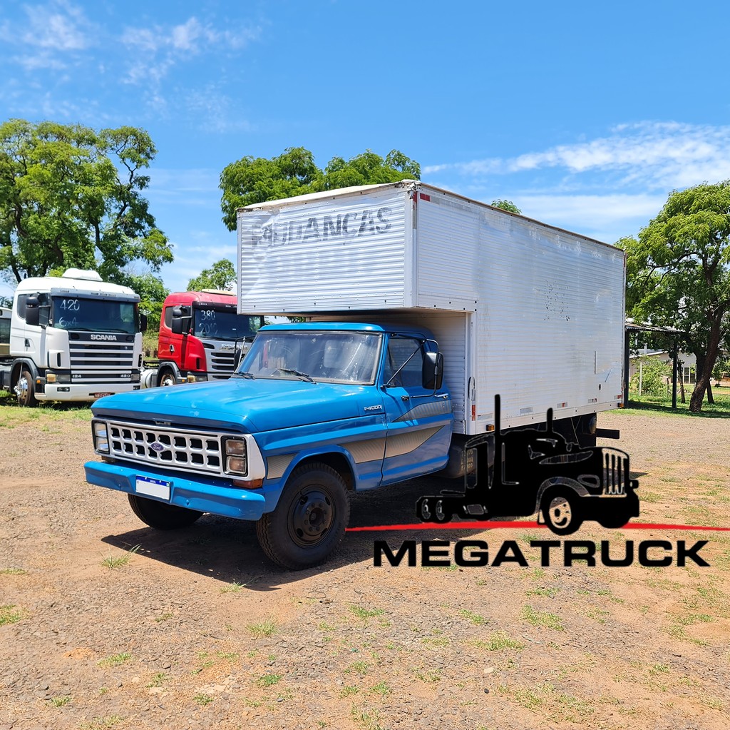 Caminhão FORD F-4000 Baú Furgão ANO 1977 de MegaTruck MS no Mato Grosso do Sul