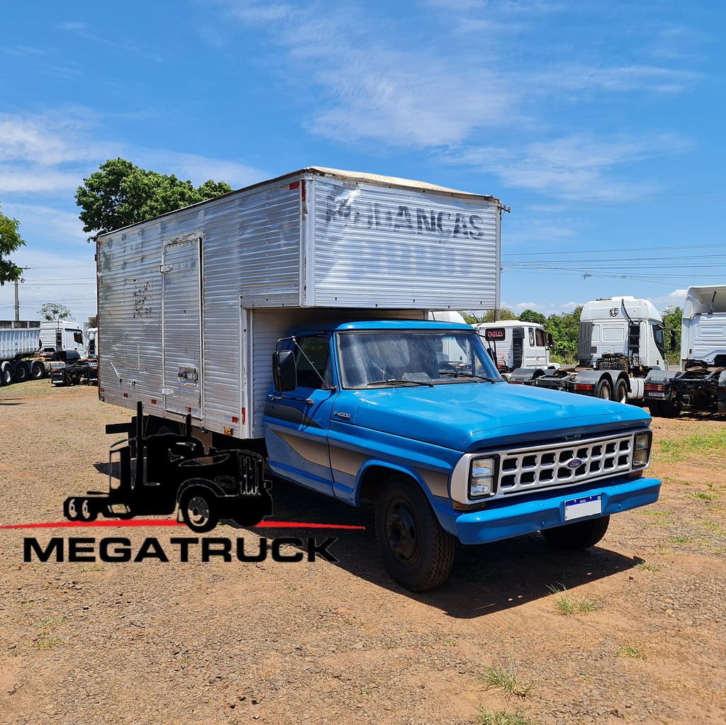 Caminhão FORD F-4000 Baú Furgão ANO 1977 de MegaTruck MS no Mato Grosso do Sul