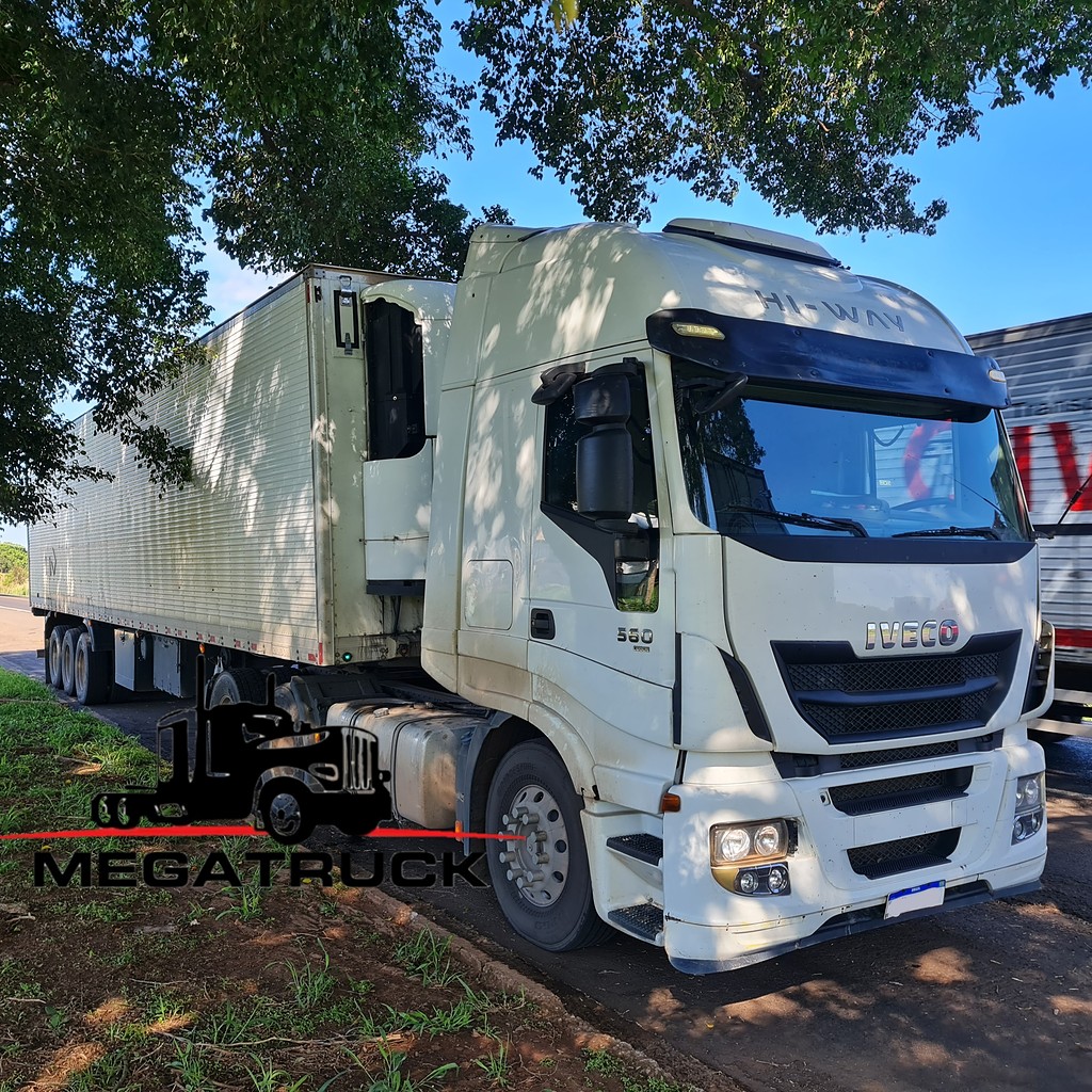 Caminhão IVECO STRALIS 560 Baú Refrigerado ANO 2018 de MegaTruck MS no Mato Grosso do Sul