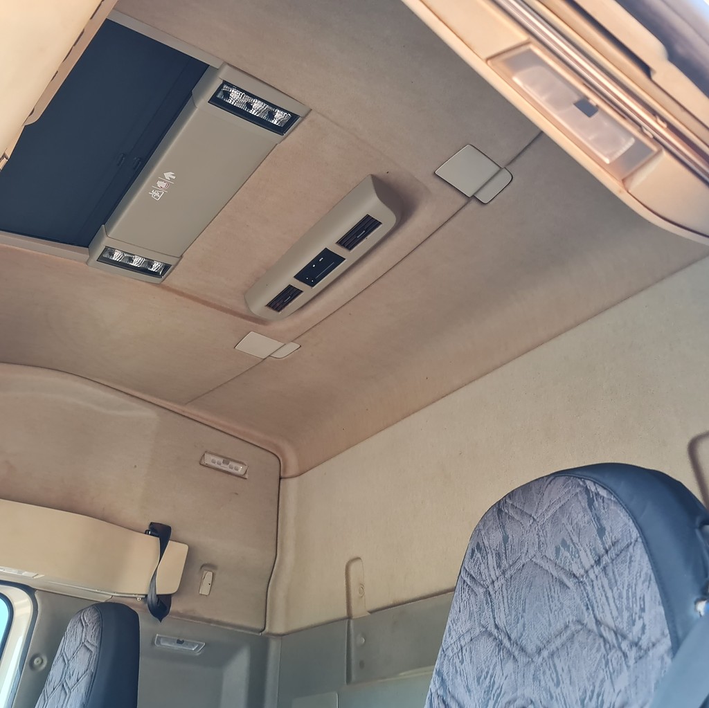 Caminhão VOLVO FH 540 Cavalo Mecânico ANO 2022 de MegaTruck MS no Mato Grosso do Sul