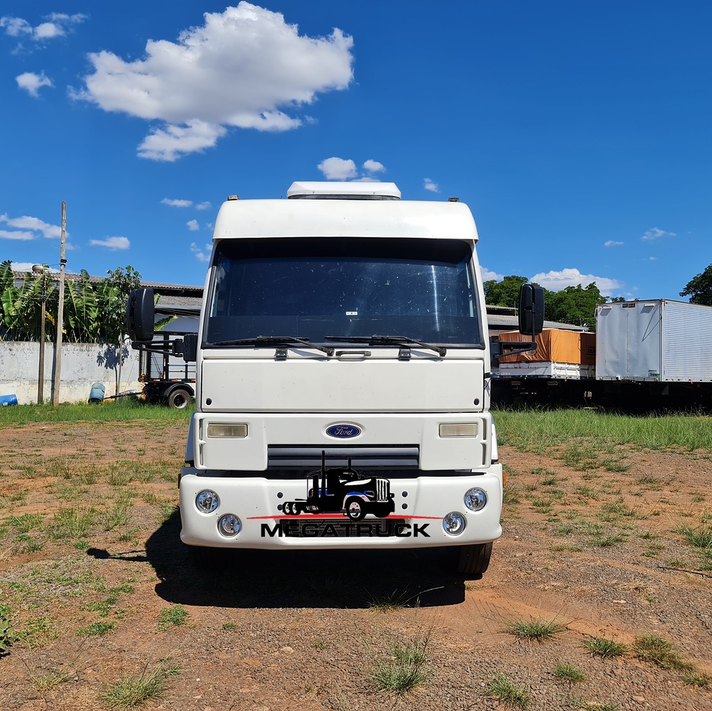 Caminhão FORD CARGO 4532 Chassis ANO 2010 de MegaTruck MS no Mato Grosso do Sul