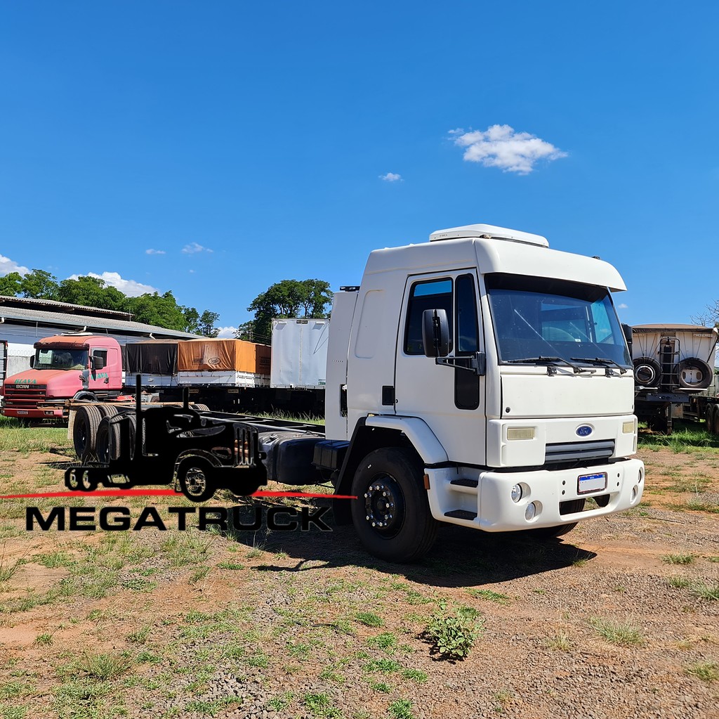 Caminhão FORD CARGO 4532 Chassis ANO 2010 de MegaTruck MS no Mato Grosso do Sul
