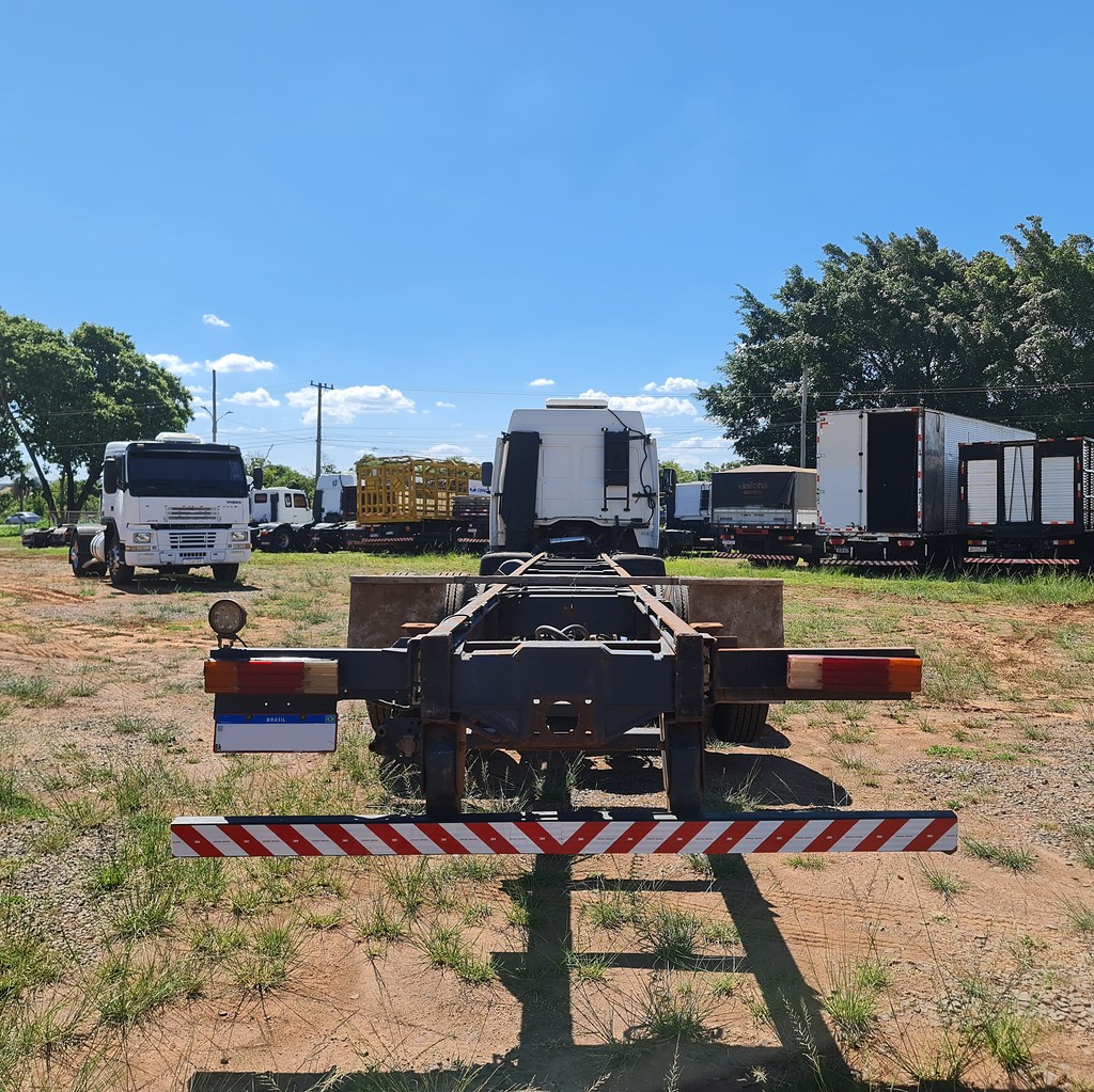 Caminhão FORD CARGO 4532 Chassis ANO 2010 de MegaTruck MS no Mato Grosso do Sul