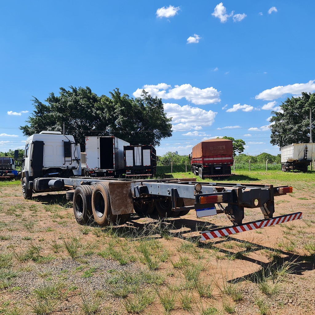 Caminhão FORD CARGO 4532 Chassis ANO 2010 de MegaTruck MS no Mato Grosso do Sul