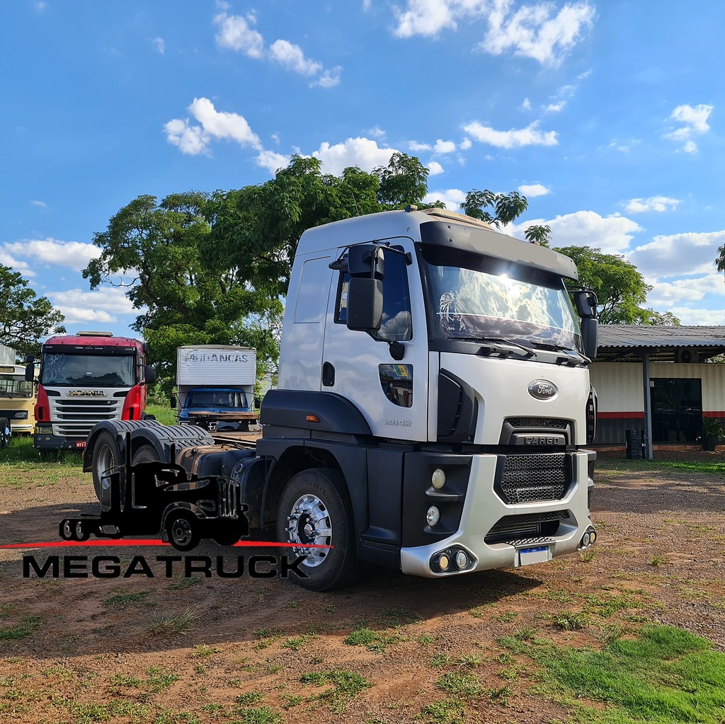 Caminhão FORD CARGO 2842 Cavalo Mecânico ANO 2014 de MegaTruck MS no Mato Grosso do Sul
