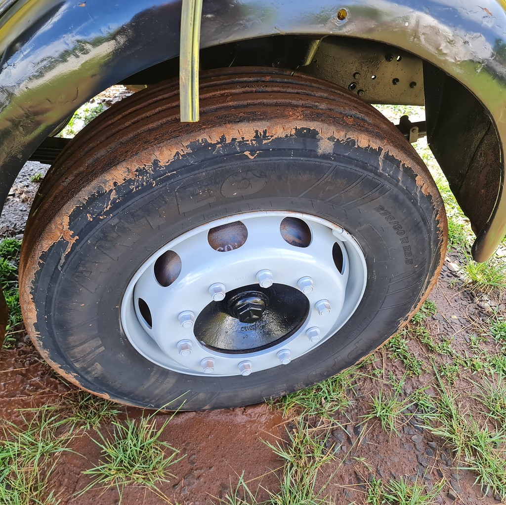 Caminhão MERCEDES BENZ MB 2013 Tanque Pipa ANO 1981 de MegaTruck MS no Mato Grosso do Sul