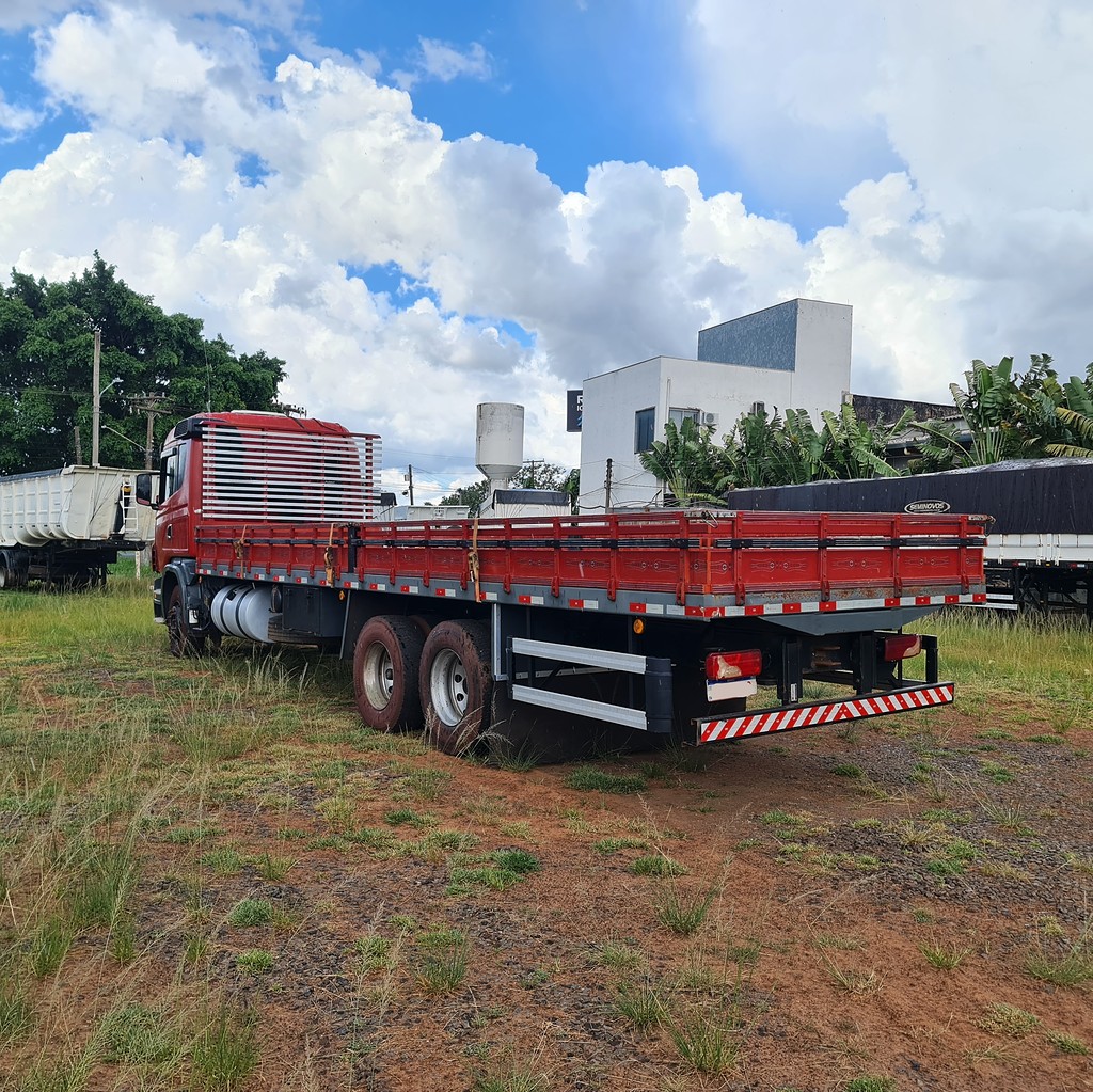 Caminhão SCANIA 380 Carga Seca ANO 2008 de MegaTruck MS no Mato Grosso do Sul
