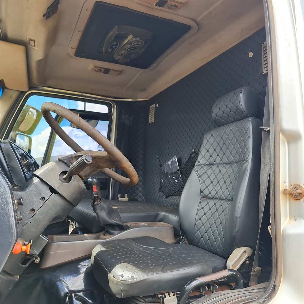 Caminhão FORD CARGO 2423 Caçamba Basculante ANO 2012 de MegaTruck MS no Mato Grosso do Sul