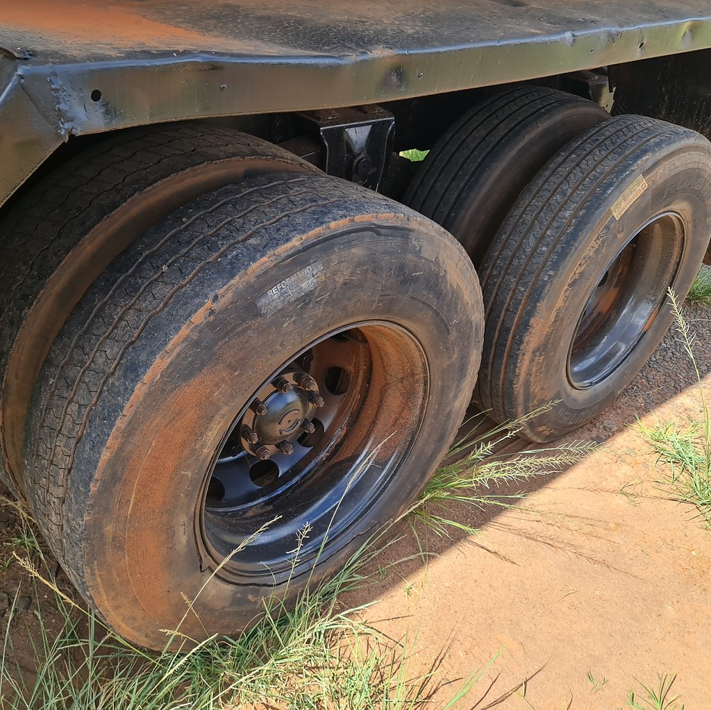 Caminhão FORD CARGO 2422 Caçamba Basculante ANO 2008 de MegaTruck MS no Mato Grosso do Sul