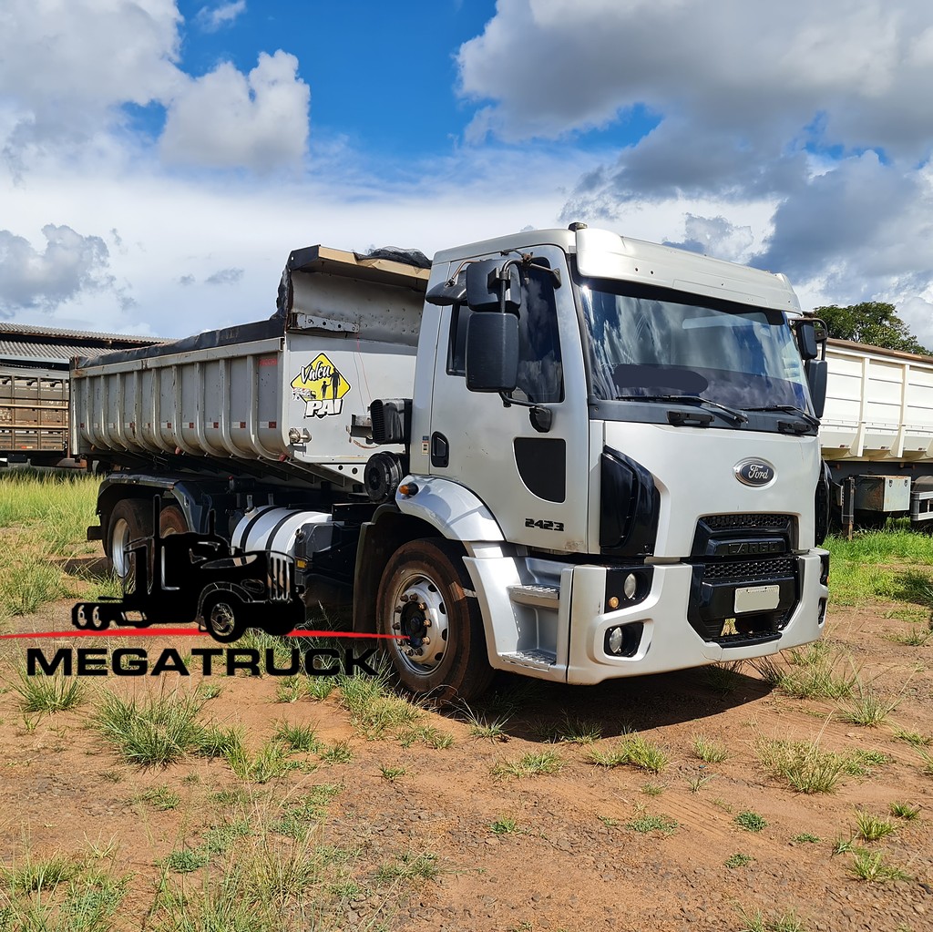 Caminhão FORD CARGO 2423 Caçamba Basculante ANO 2012 de MegaTruck MS no Mato Grosso do Sul