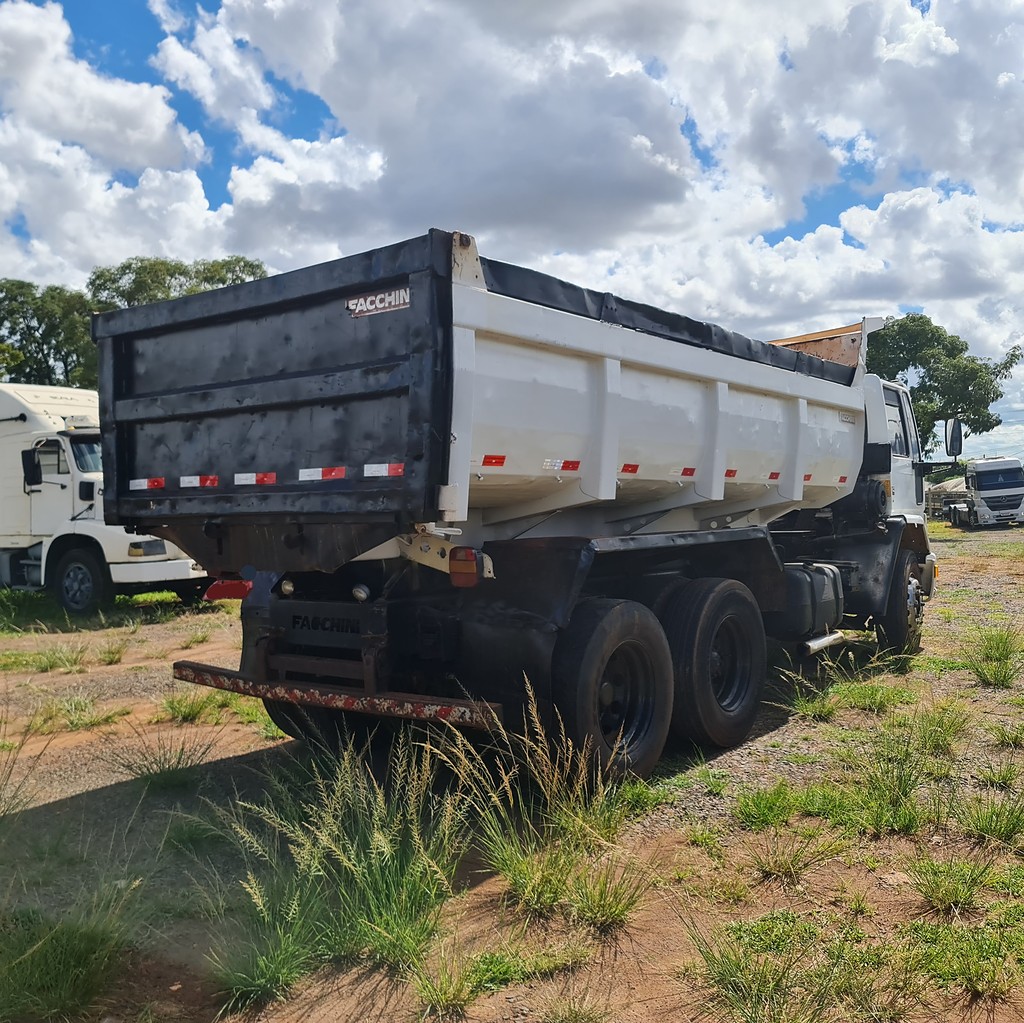 Caminhão FORD CARGO 2422 Caçamba Basculante ANO 2008 de MegaTruck MS no Mato Grosso do Sul