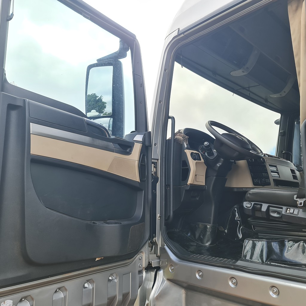 Caminhão VOLKSWAGEN METEOR 29520 Cavalo Mecânico ANO 2023 de MegaTruck MS no Mato Grosso do Sul