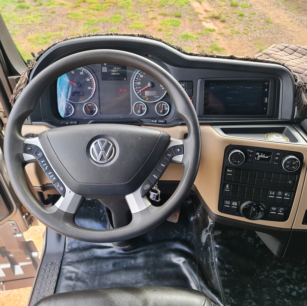 Caminhão VOLKSWAGEN METEOR 29520 Cavalo Mecânico ANO 2023 de MegaTruck MS no Mato Grosso do Sul