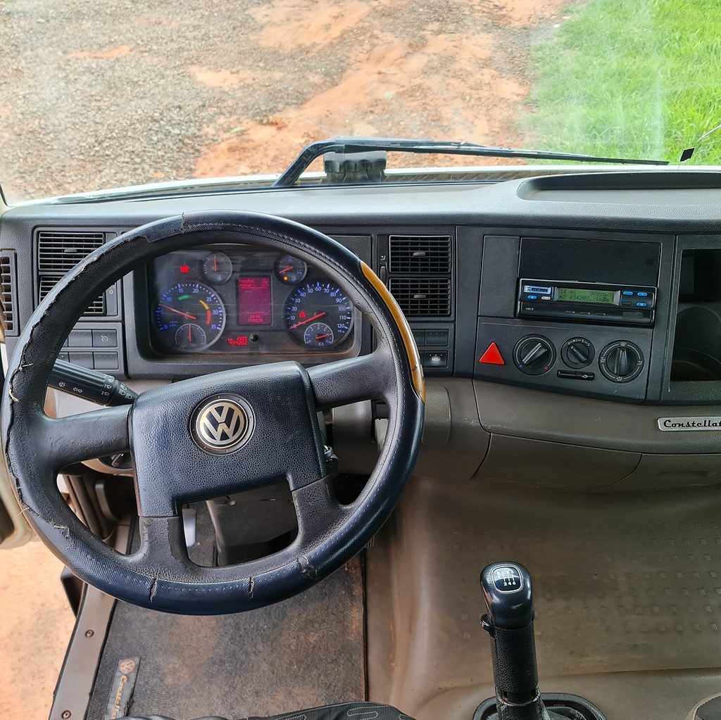 Caminhão VOLKSWAGEN VW 13190 Outras ANO 2013 de MegaTruck MS no Mato Grosso do Sul