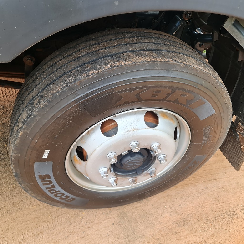 Caminhão VOLKSWAGEN VW 13190 Outras ANO 2013 de MegaTruck MS no Mato Grosso do Sul