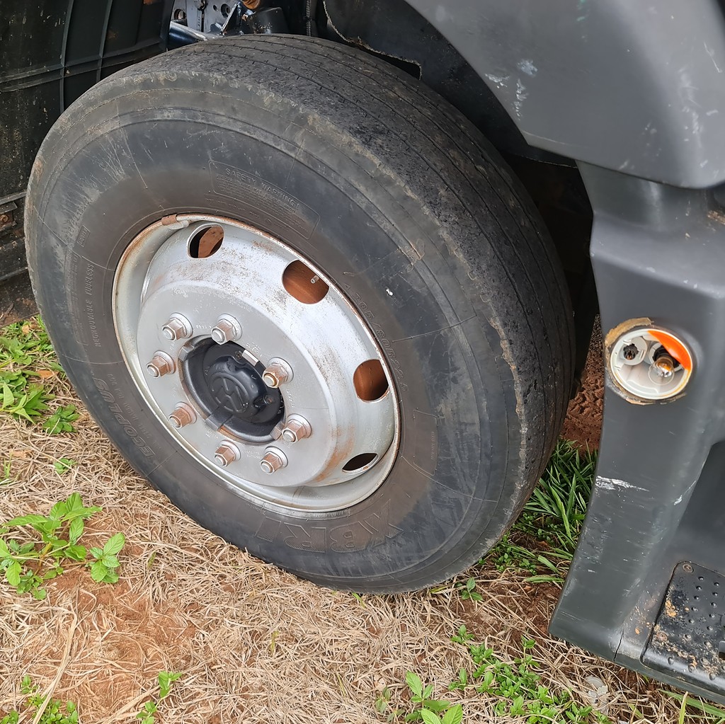 Caminhão VOLKSWAGEN VW 13190 Outras ANO 2013 de MegaTruck MS no Mato Grosso do Sul