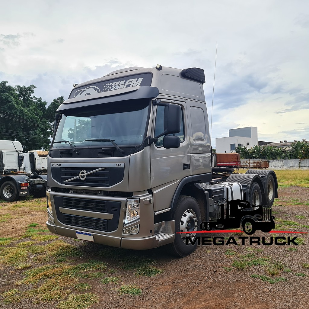 Caminhão VOLVO FM 370 Cavalo Mecânico ANO 2013 de MegaTruck MS no Mato Grosso do Sul