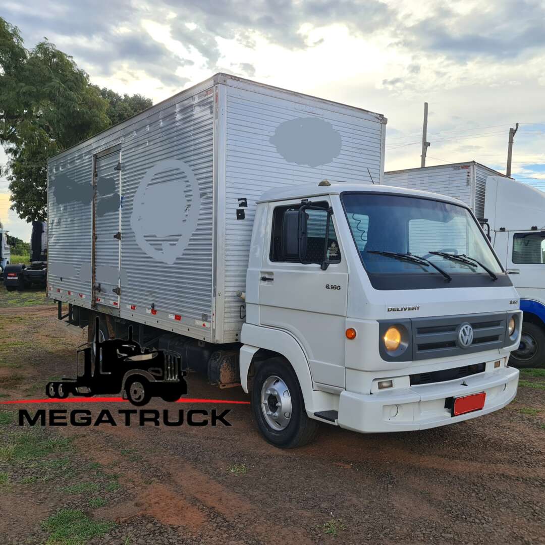 Caminhão VOLKSWAGEN VW 8160 Baú Furgão ANO 2013 de MegaTruck MS no Mato Grosso do Sul