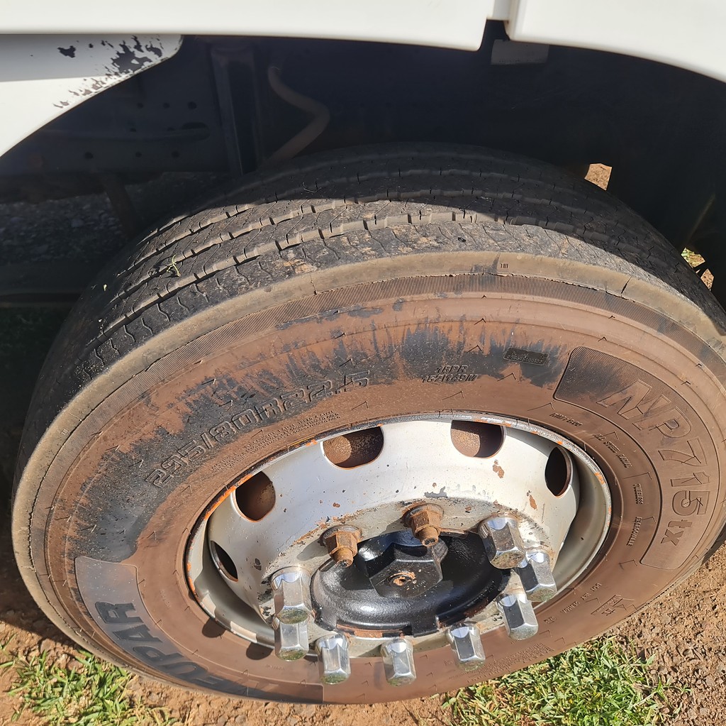 Caminhão IVECO STRALIS 380 Cavalo Mecânico ANO 2010 de MegaTruck MS no Mato Grosso do Sul