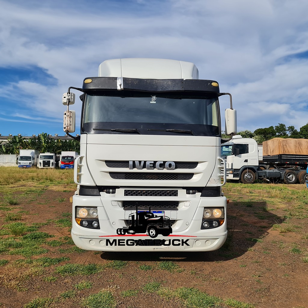 Caminhão IVECO STRALIS 380 Cavalo Mecânico ANO 2010 de MegaTruck MS no Mato Grosso do Sul