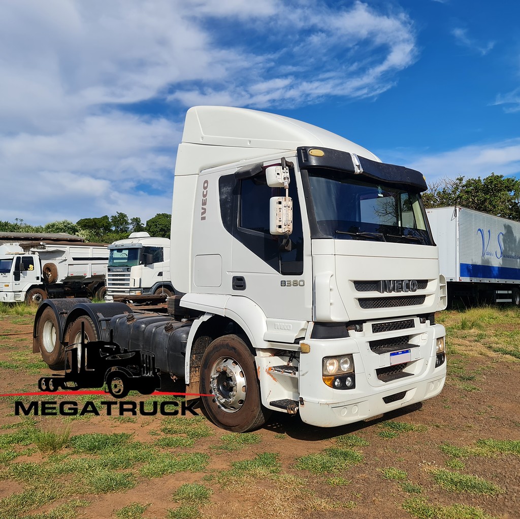 Caminhão IVECO STRALIS 380 Cavalo Mecânico ANO 2010 de MegaTruck MS no Mato Grosso do Sul