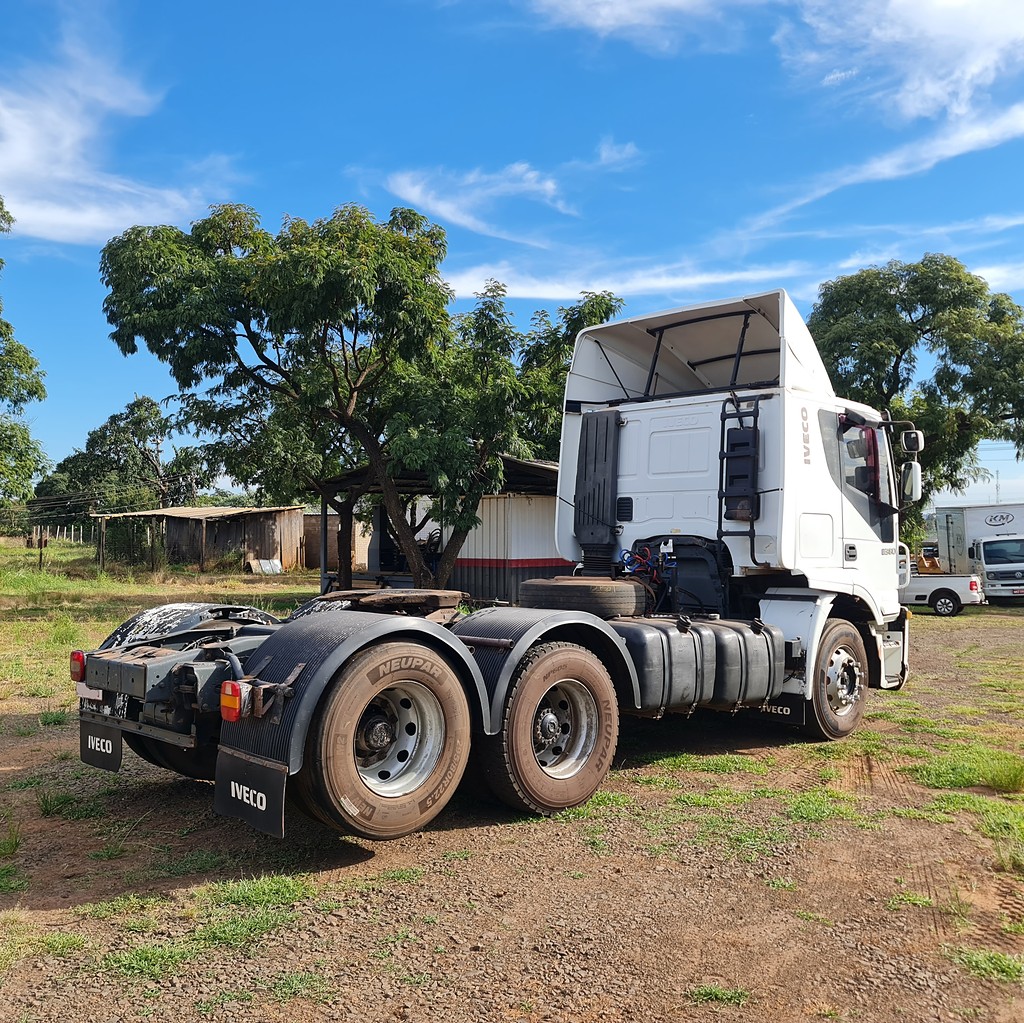 Caminhão IVECO STRALIS 380 Cavalo Mecânico ANO 2010 de MegaTruck MS no Mato Grosso do Sul
