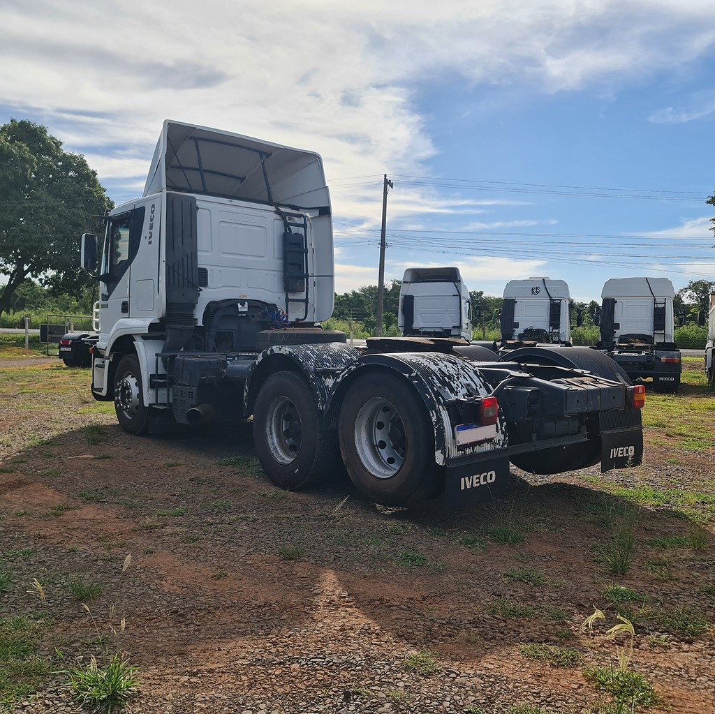 Caminhão IVECO STRALIS 380 Cavalo Mecânico ANO 2010 de MegaTruck MS no Mato Grosso do Sul